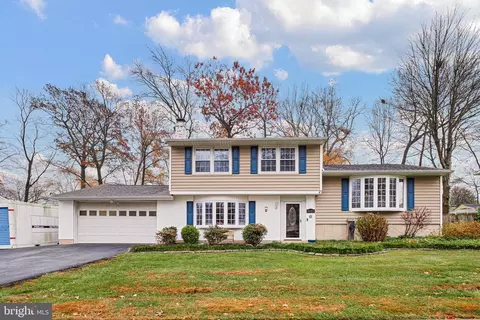 2520 Channin Dr, Wilmington, DE 19810