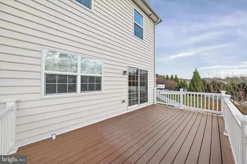 Exterior - 313 Latrobe Dr, Newark, DE 19702 photo 1 of 3