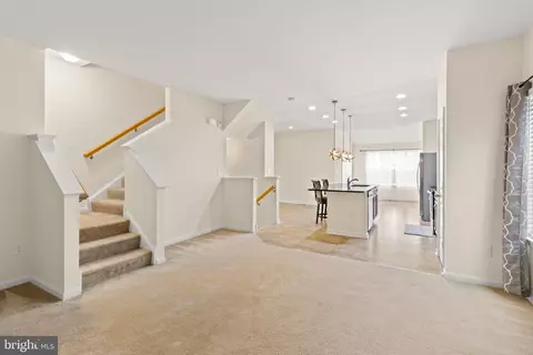 Entry Way - 810 Lissicasey Loop, Middletown, DE 19709 photo 5 of 8