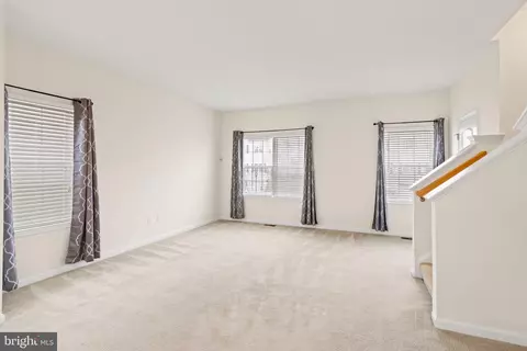 Living - 810 Lissicasey Loop, Middletown, DE 19709 photo 2 of 3