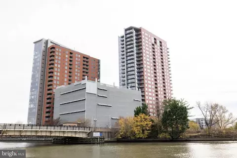 105 Unit 2404 Christina Landing Dr, Wilmington, DE 19801