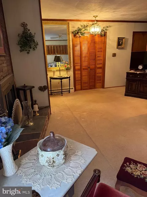 Entry Way - 140 Starr Rd, Newark, DE 19711 photo 3 of 3