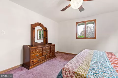 Bedroom - 520 Chestnut Ln, Townsend, DE 19734 photo 3 of 5