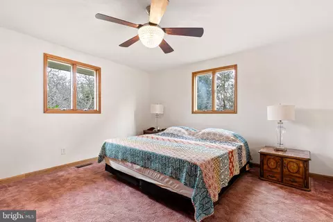 Bedroom - 520 Chestnut Ln, Townsend, DE 19734 photo 2 of 5