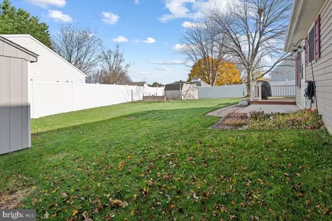 Exterior - 201 Dasher Ct, Bear, DE 19701 photo 4 of 6