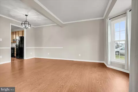 Living - 805 Barcelona St, Townsend, DE 19734 photo 1 of 5