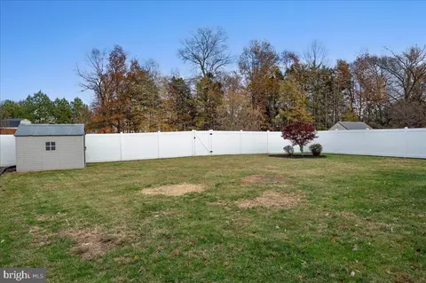 Exterior - 805 Barcelona St, Townsend, DE 19734 photo 3 of 5