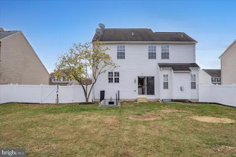Exterior - 805 Barcelona St, Townsend, DE 19734 photo 4 of 5