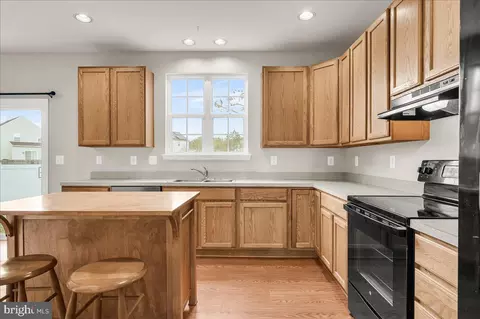 Kitchen - 805 Barcelona St, Townsend, DE 19734 photo 1 of 4