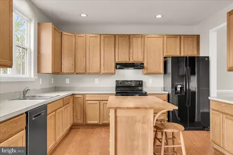 Kitchen - 805 Barcelona St, Townsend, DE 19734 photo 2 of 4