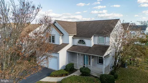 10 N Lotus Cir N, Bear, DE 19701