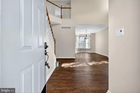 Entry Way - 10 N Lotus Cir N, Bear, DE 19701 photo 1 of 6