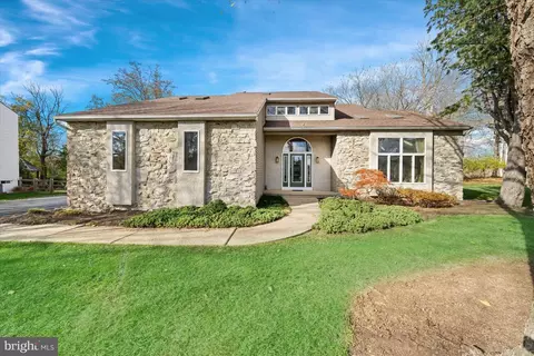 19 Ridgewood Turn Turn, Newark, DE 19711