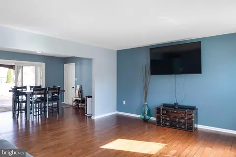 Living - 533 Janvier Dr, Middletown, DE 19709 photo 1 of 1