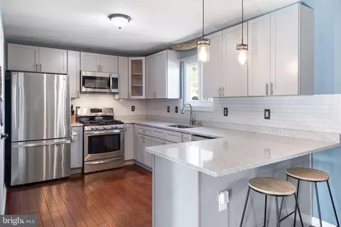 Kitchen - 533 Janvier Dr, Middletown, DE 19709 photo 4 of 4