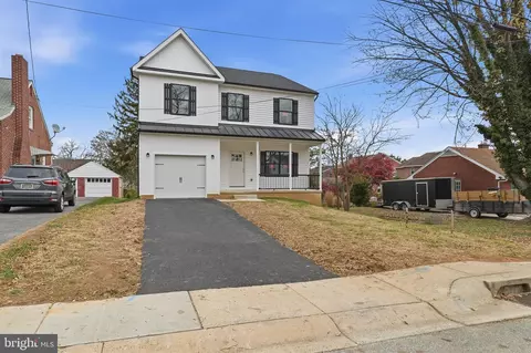 2 Main Ave # A, Wilmington, DE 19804