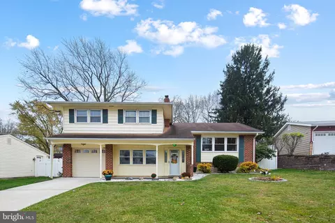 35 Vansant Rd, Newark, DE 19711 photo 1