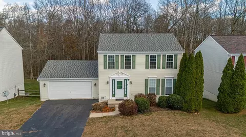 Exterior - 164 Mccormick Blvd, Newark, DE 19702 photo 1 of 12