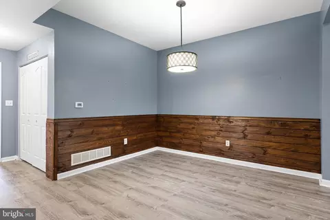 Entry Way - 221 Gladstone Way, Bear, DE 19701 photo 1 of 7