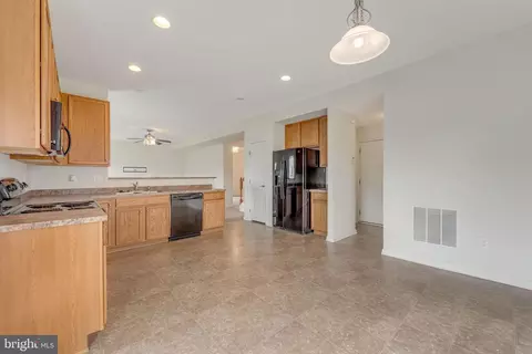 Entry Way - 210 Olivia Way, Bear, DE 19701 photo 5 of 9