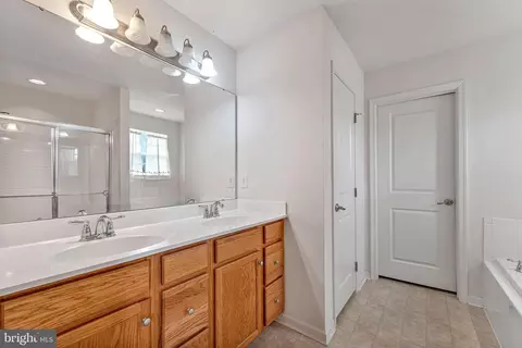 Bath - 210 Olivia Way, Bear, DE 19701 photo 2 of 3