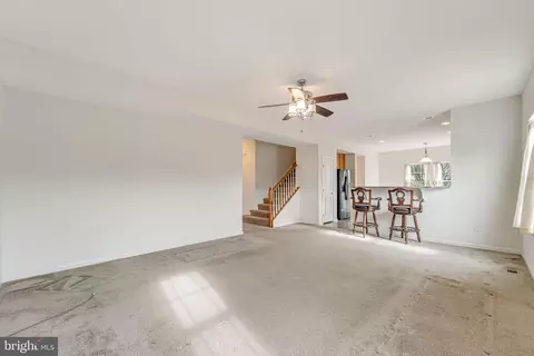 Living - 210 Olivia Way, Bear, DE 19701 photo 2 of 5