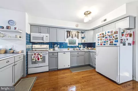 Kitchen - 145 Boyer Dr, Newark, DE 19702 photo 3 of 3