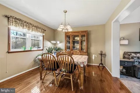 Dining - 145 Boyer Dr, Newark, DE 19702 photo 3 of 3
