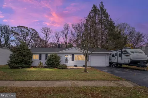 107 Anderson Rd, Newark, DE 19713