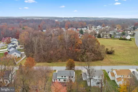 View/Area - 907 White Clay Ter, Bear, DE 19701 photo 6 of 6