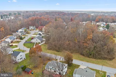 View/Area - 907 White Clay Ter, Bear, DE 19701 photo 5 of 6