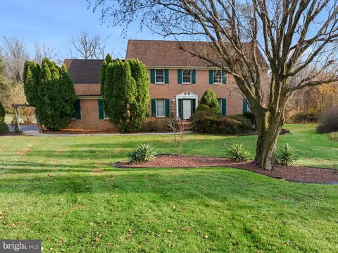 24 Haileys Trl, Newark, DE 19711