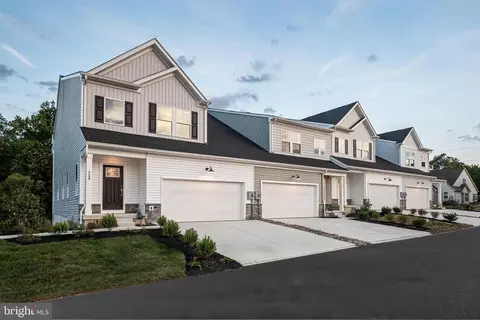 544 Arrowgrass Ln, New Castle, DE 19720