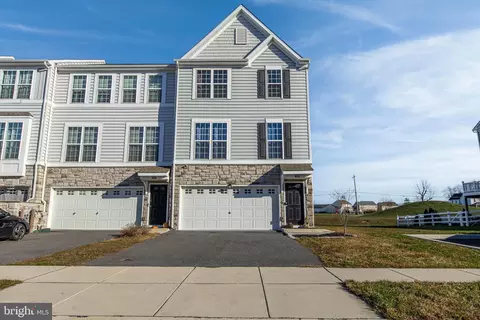 433 Wyatt Dr, Townsend, DE 19734