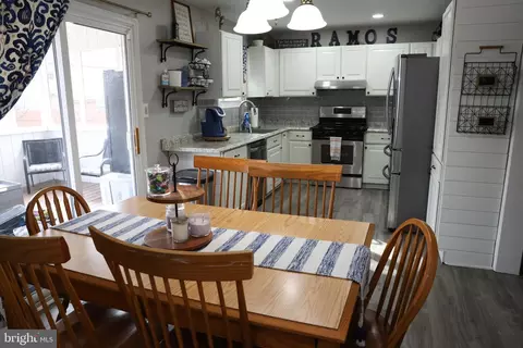 1 Silktree Ct, Bear, DE 19701 photo 7