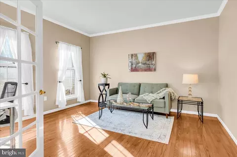 Living - 7 Stirling Dr, Newark, DE 19702 photo 1 of 3