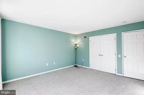 Bedroom - 7 Stirling Dr, Newark, DE 19702 photo 3 of 7
