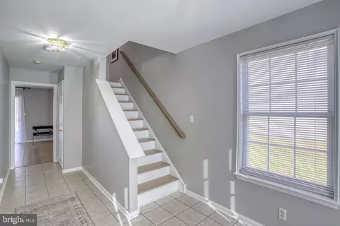 Entry Way - 25 Shawn Ln, Bear, DE 19701 photo 2 of 3