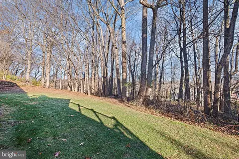 Exterior - 22 Eynon Ct, Hockessin, DE 19707 photo 6 of 7