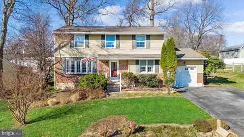 2605 Cayuga Rd, Wilmington, DE 19810