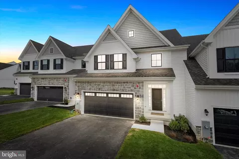405 Leahy Dr, Newark, DE 19711