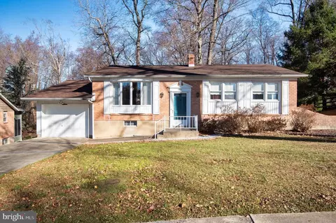 2511 Crossgates Dr, Wilmington, DE 19808