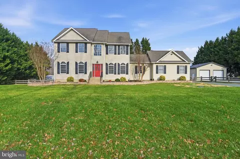 118 Countryside Ln, Bear, DE 19701