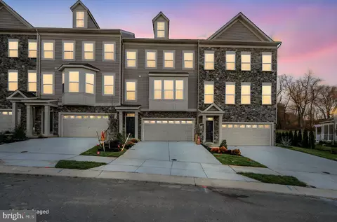 257 Grove View Dr, Hockessin, DE 19707
