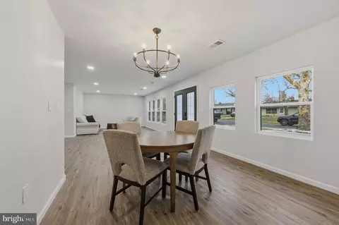 Dining - 48 Chippendale Cir, Newark, DE 19713 photo 1 of 1