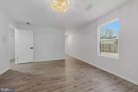 Other - 48 Chippendale Cir, Newark, DE 19713 photo 11 of 13