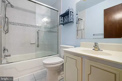 Bath - 3103 Ruby Dr, Wilmington, DE 19810 photo 2 of 2