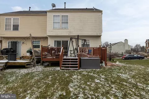 Exterior - 27 E Newtown Pl, Newark, DE 19702 photo 8 of 8