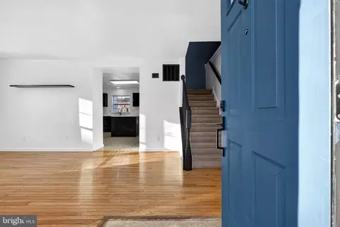 Entry Way - 27 E Newtown Pl, Newark, DE 19702 photo 1 of 5