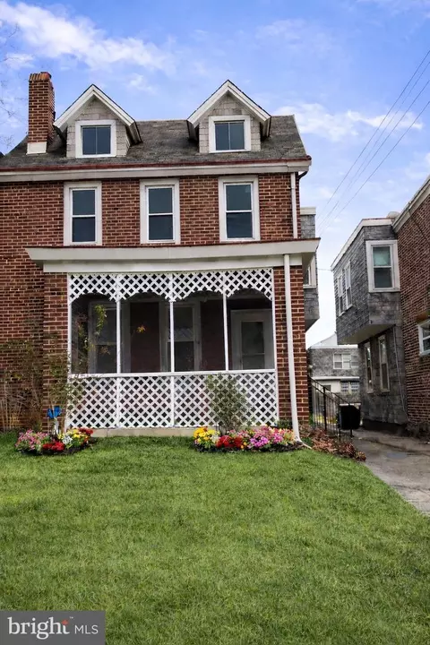 213 W 35th St, Wilmington, DE 19802